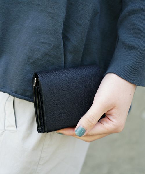 EDROBERTJUDSON.エドロバートジャドソン.TRIFOLD WALLET[B01Z WL-57 / 05.BLACK]