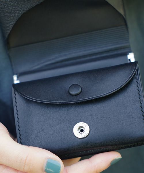 EDROBERTJUDSON.エドロバートジャドソン.TRIFOLD WALLET[B01Z WL-57 / 05.BLACK]