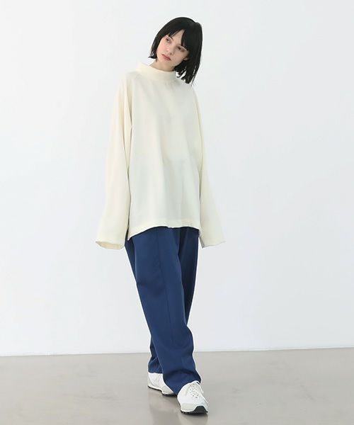 VUy.ヴウワイ.highneck knit vuy-a22-k01[WHITE]