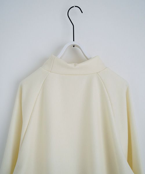 VUy.ヴウワイ.highneck knit vuy-a22-k01[WHITE]