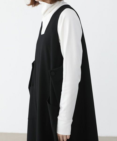 Mochi.モチ.square neck dress [ma22-op-02/black/・1]