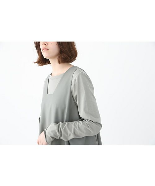 Mochi.モチ.square neck dress [ma22-op-02/green gray]