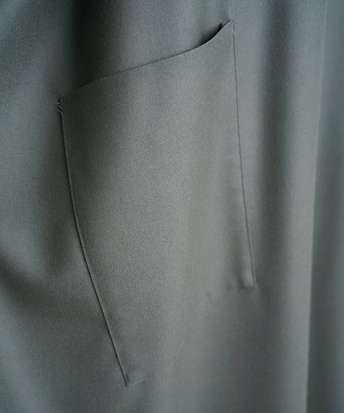 Mochi.モチ.square neck dress [ma22-op-02/green gray]