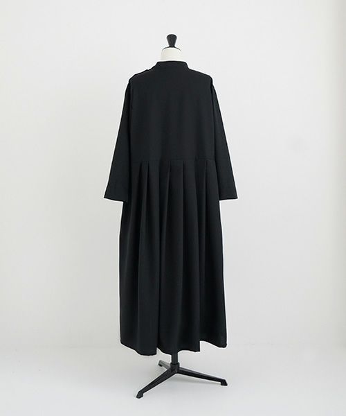 Mochi.モチ.hight neck tuck dress [ma22-op-04/black]