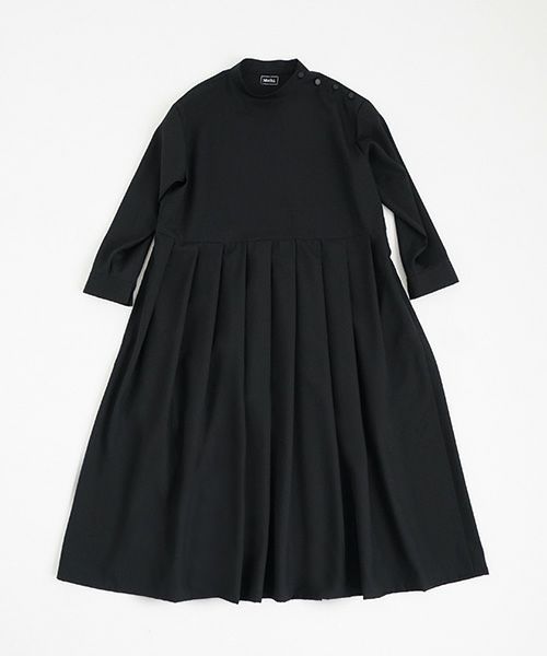 Mochi.モチ.hight neck tuck dress [ma22-op-04/black]