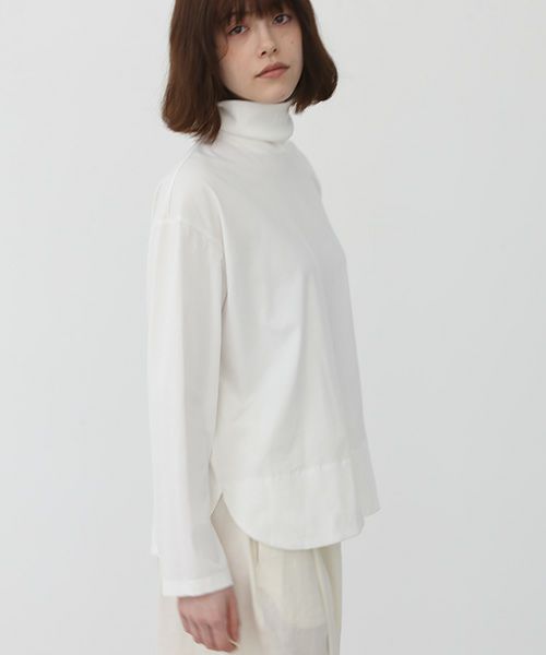 Mochi.モチ.side button top [ma22-b-02/white]
