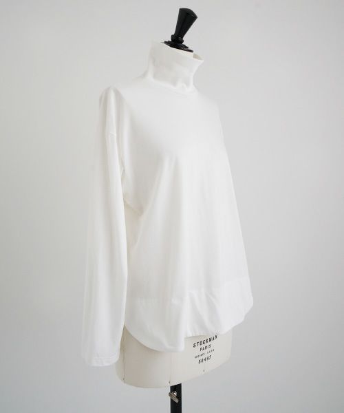 Mochi.モチ.side button top [ma22-b-02/white]