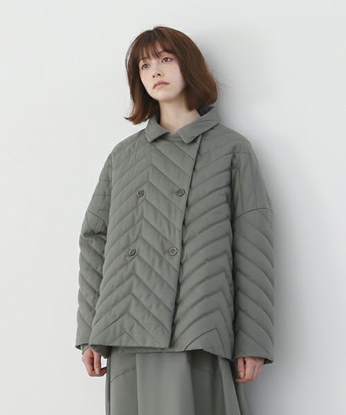 Mochi.モチ.quilted jacket [ma22-jk-02/green grey]