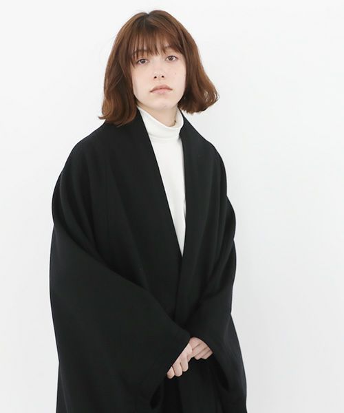 Mochi.モチ.cape coat [ma22-co-02/black・]