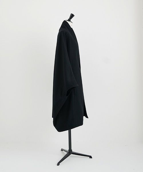 Mochi.モチ.cape coat [ma22-co-02/black・]