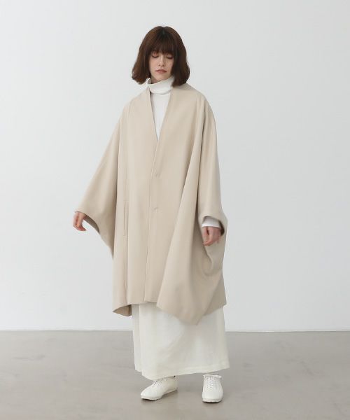 Mochi.モチ.cape coat [ma22-co-02/off beige]