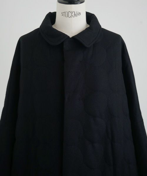 Mochi.モチ.stand fall collar coat (quilted). [ma22-co-03/quilted]