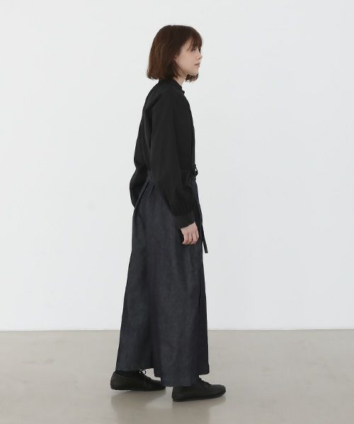 Mochi.モチ.wrap denim pants [ma22-pt-01/dark indigo]
