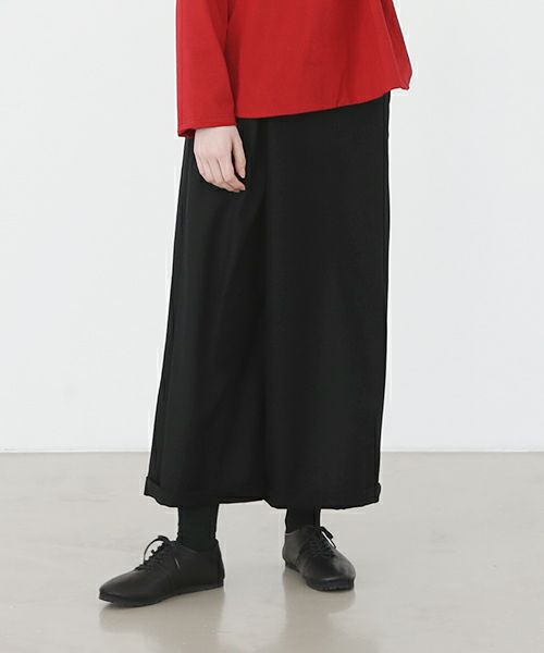 Mochi.モチ.asymmetry wide pants [ma22-pt-02/black/・1]