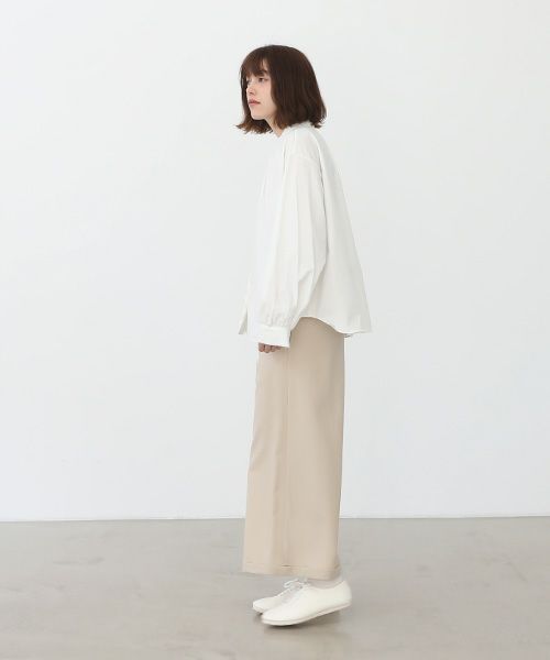 Mochi.モチ.asymmetry wide pants [ma22-pt-02/off beige]