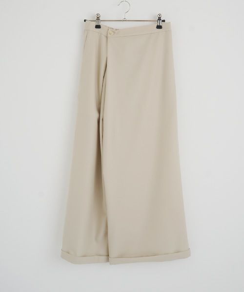 Mochi.モチ.asymmetry wide pants [ma22-pt-02/off beige]