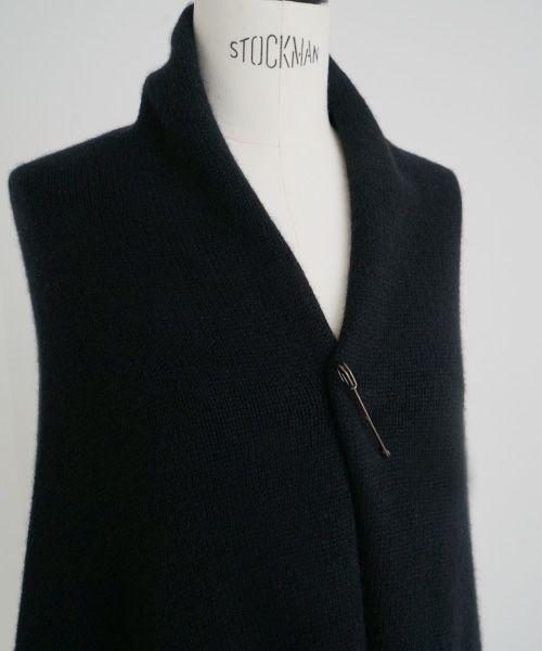 Mochi.モチ.pocket knit stole [m-a22-s-01/black]