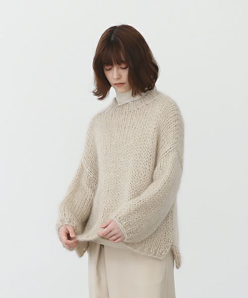 Mochi.モチ.hand knitted sweater [ma22-kn-04/beige]