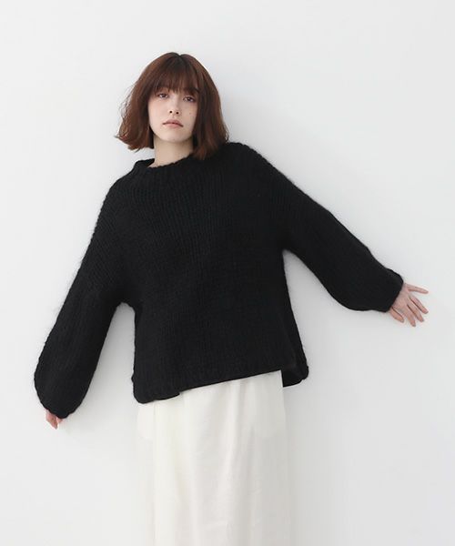 Mochi.モチ.hand knitted sweater [ma22-kn-04/black]