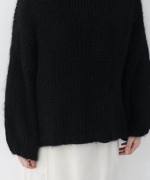 Mochi.モチ.hand knitted sweater [ma22-kn-04/black]