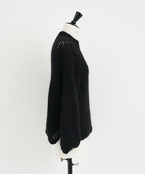 Mochi.モチ.hand knitted sweater [ma22-kn-04/black]