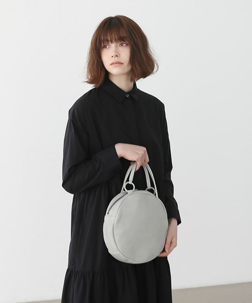 Mochi.モチ.circle bag [ma-pro-15-/green grey]