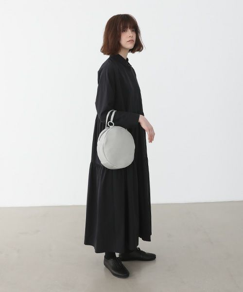 Mochi.モチ.circle bag [ma-pro-15-/green grey]