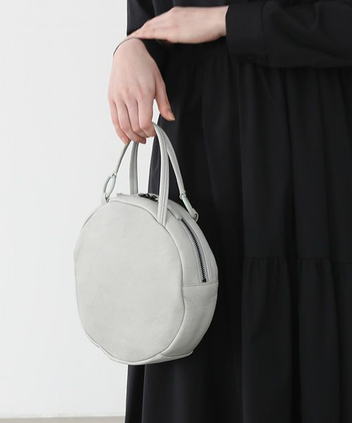 Mochi.モチ.circle bag [ma-pro-15-/green grey]