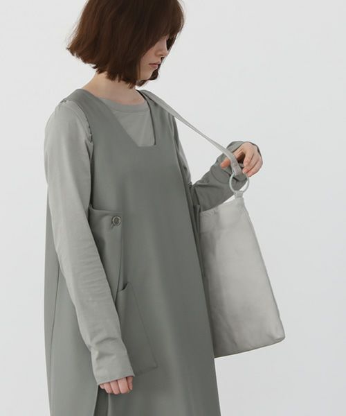 Mochi.モチ.square shoulder bag [ma-pro-16-/green grey]