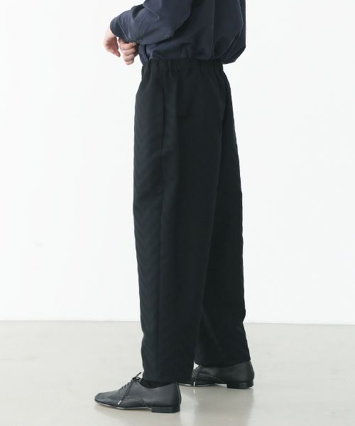 VU.ヴウ.zigzag wide easy pants vu-a22-p07[black Herringbone]:s_