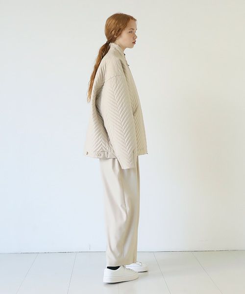 VU.ヴウ.zigzag stand collar bluson vu-a22-b12[OFF WHITE]_