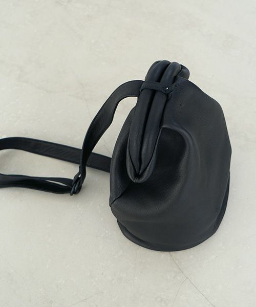 VU PRODUCT.ヴウプロダクト.vu-product-B11[BLACK].gama one-shoulder rucksack.