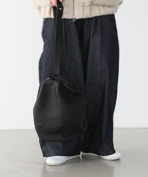 VU PRODUCT ヴウプロダクト gama one-shoulder rucksac vu-product-B11[BLACK]