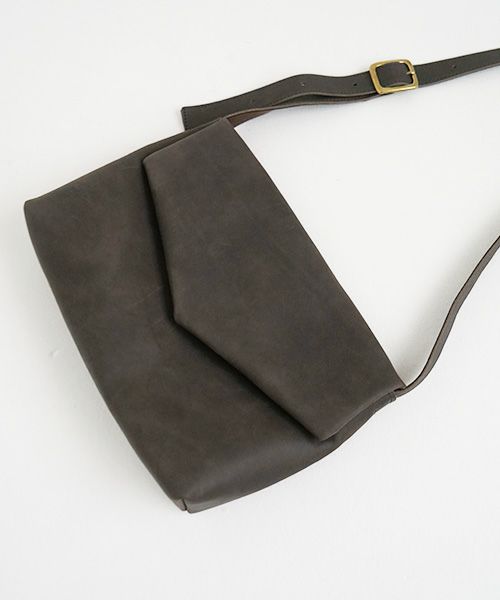 ohta.オオタ.dark brown letter bag [ac-20D6]