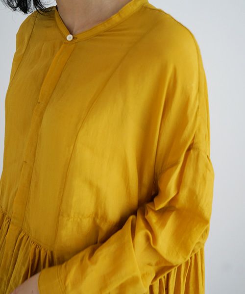 suzuki takayuki.スズキタカユキ.broad blouse [A231-01/ginkgo]