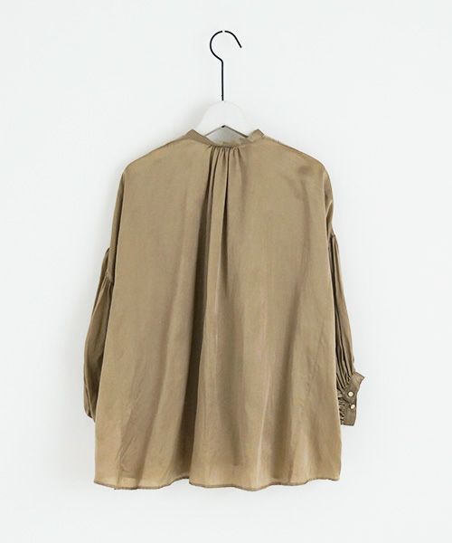 suzuki takayuki.スズキタカユキ.puff-sleeve blouse [T001-12/bay leaf]