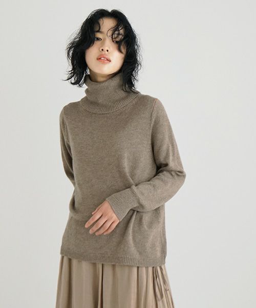 suzuki takayuki.スズキタカユキ.turtle-neck sweater[A231-05/cinnamon]