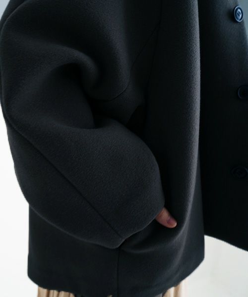 suzuki takayuki.スズキタカユキ.short coat [A231-13/black]