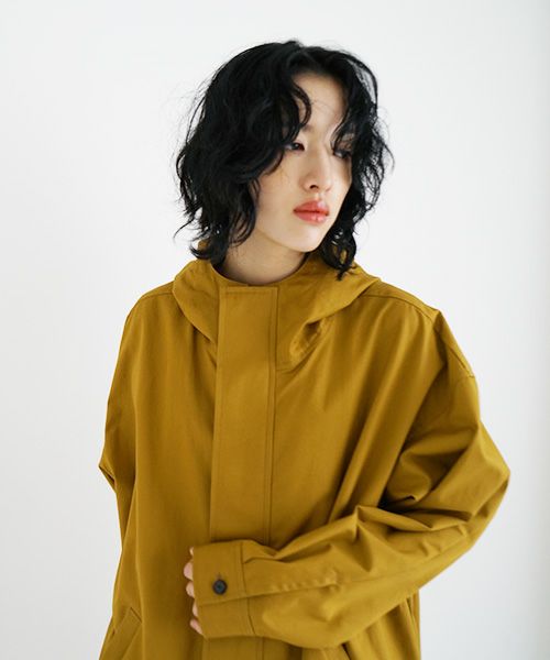 suzuki takayuki.スズキタカユキ.anorak.[T002-03/ocher]