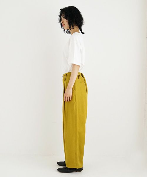 suzuki takayuki.スズキタカユキ.wide legged pants Ⅰ [A232-13-1/mustard]
