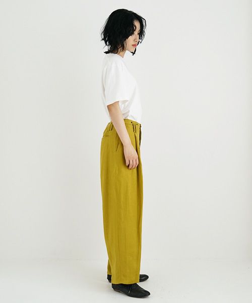 suzuki takayuki.スズキタカユキ.wide legged pants Ⅰ [A232-13-1/mustard]