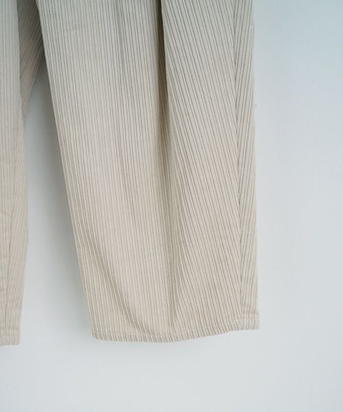 suzuki takayuki.スズキタカユキ.wide legged pants Ⅱ.[A232-13-2/nude]