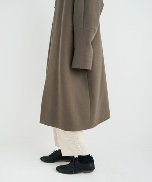 suzuki takayuki.スズキタカユキ.standing-collar coat.[A233-04/tauni olive]