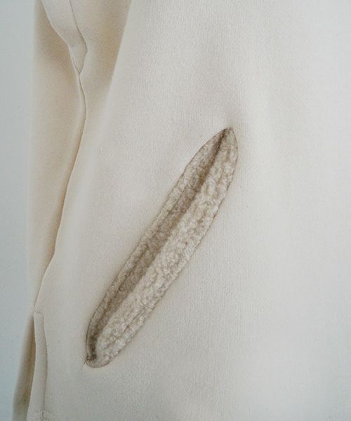 Mochi / home&miles.モチ / ホーム＆マイルズ.turtle neck vest [light beige]