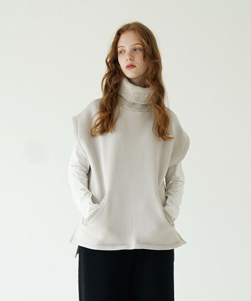 Mochi / home&miles.モチ / ホーム＆マイルズ.turtle neck vest [greige]