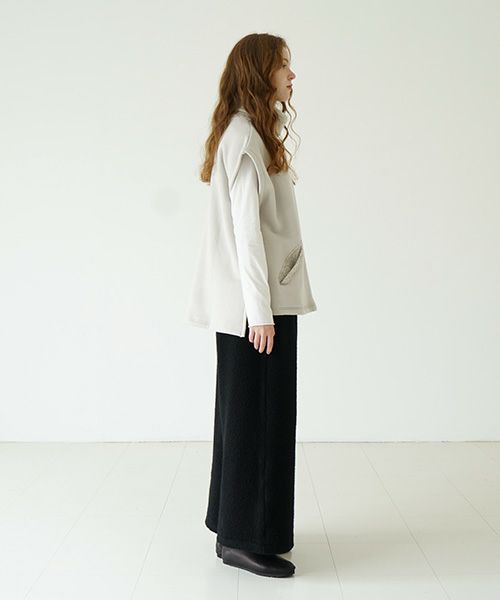 Mochi / home&miles.モチ / ホーム＆マイルズ.turtle neck vest [greige]