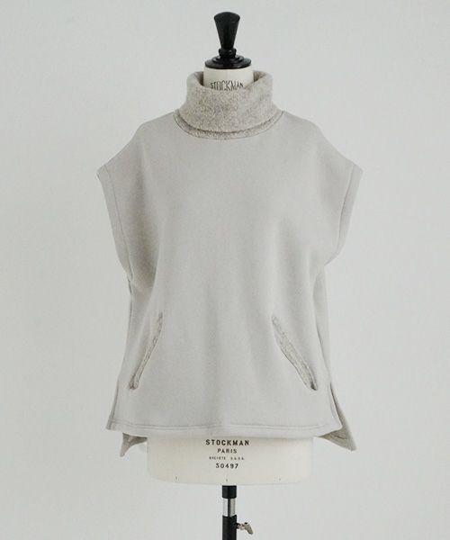 Mochi / home&miles.モチ / ホーム＆マイルズ.turtle neck vest [greige]