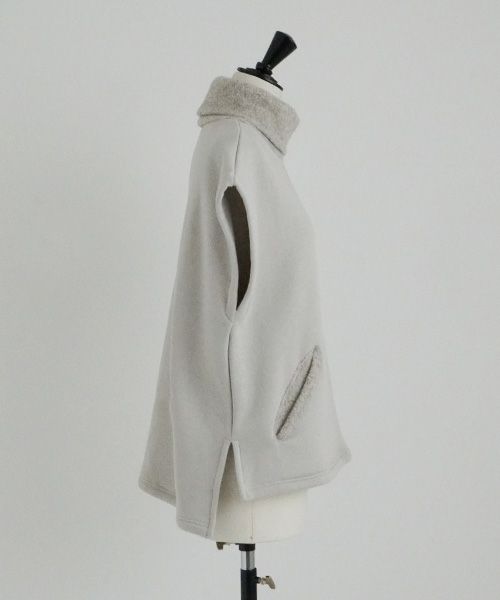 Mochi / home&miles.モチ / ホーム＆マイルズ.turtle neck vest [greige]