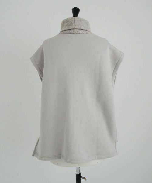 Mochi / home&miles.モチ / ホーム＆マイルズ.turtle neck vest [greige]