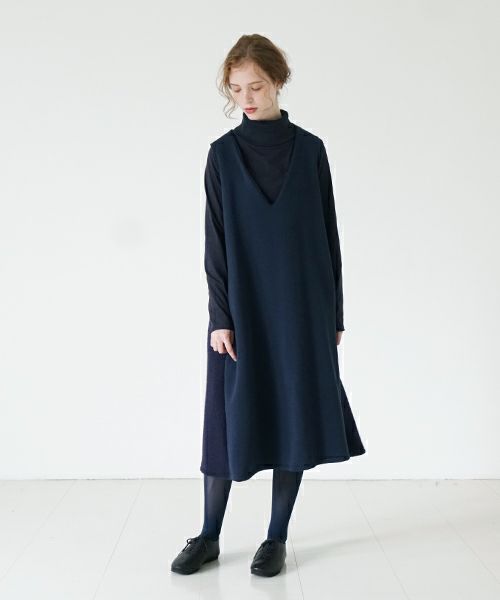 Mochi / home&miles.モチ / ホーム＆マイルズ.v-neck one piece [navy]